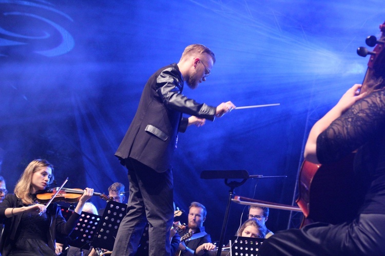 Koncert "Zachwyca mnie mój Bóg"