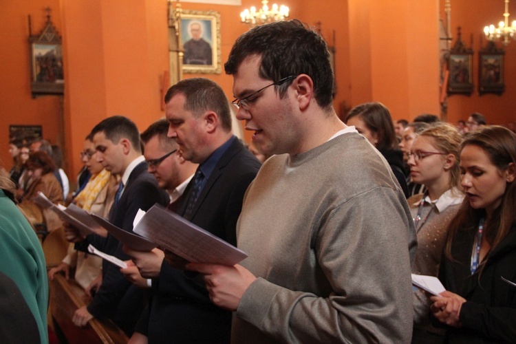 Msza św. na zakończenie Synodu Młodych w Zielonej Górze