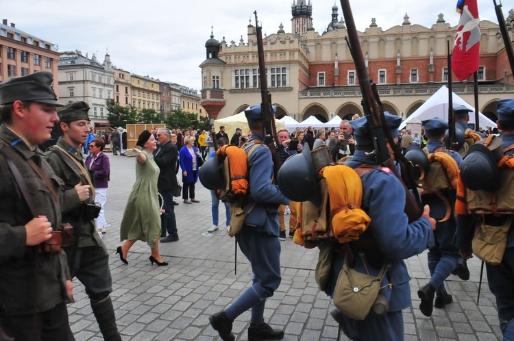 Piknik patriotyczny na Rynku Głównym w Krakowie cz. 2