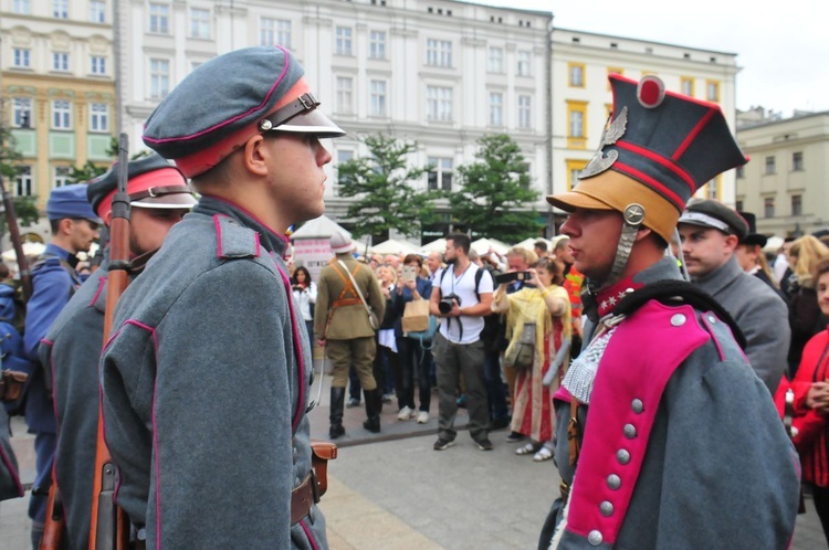 Piknik patriotyczny na Rynku Głównym w Krakowie cz. 2