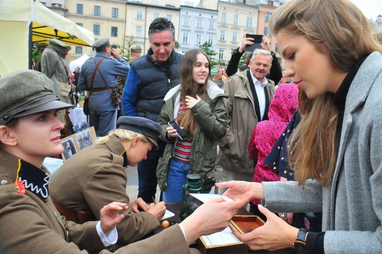 Piknik patriotyczny na Rynku Głównym w Krakowie cz. 2