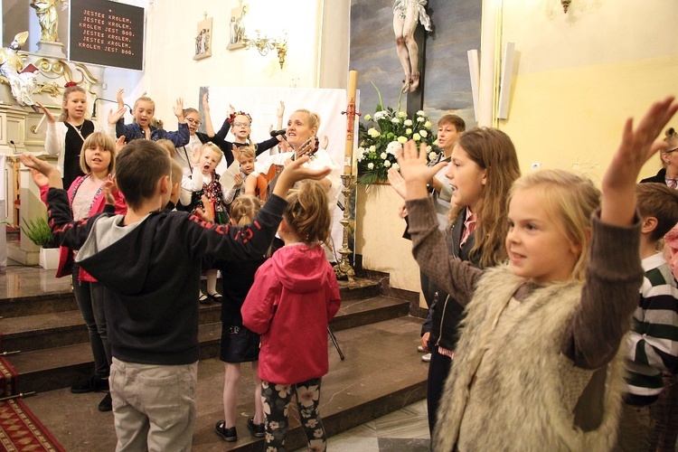 O. Jerzy Chrzanowski CP Honorowym Obywatelem Rawy Mazowieckiej - Msza św.