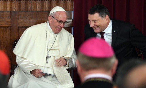 Papież Franciszek z prezydentem Łotwy, Raimondsem Vejonisem