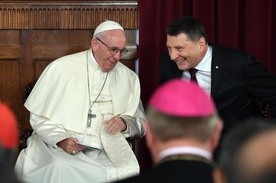 Papież Franciszek z prezydentem Łotwy, Raimondsem Vejonisem