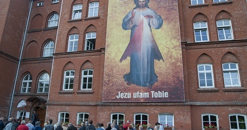 Po co oni tu stoją? 
