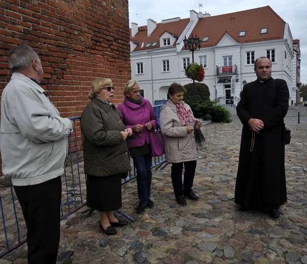 Koronka w Pułtusku