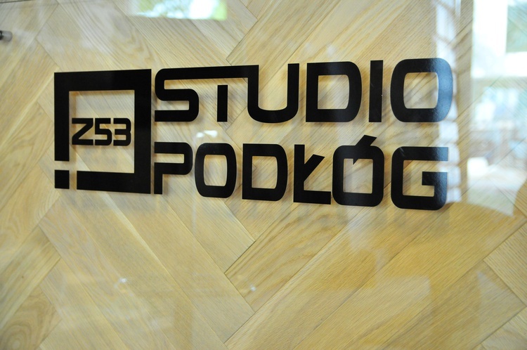 Studio Podłóg Z53 przy ul. Zamojskiej w Lublinie