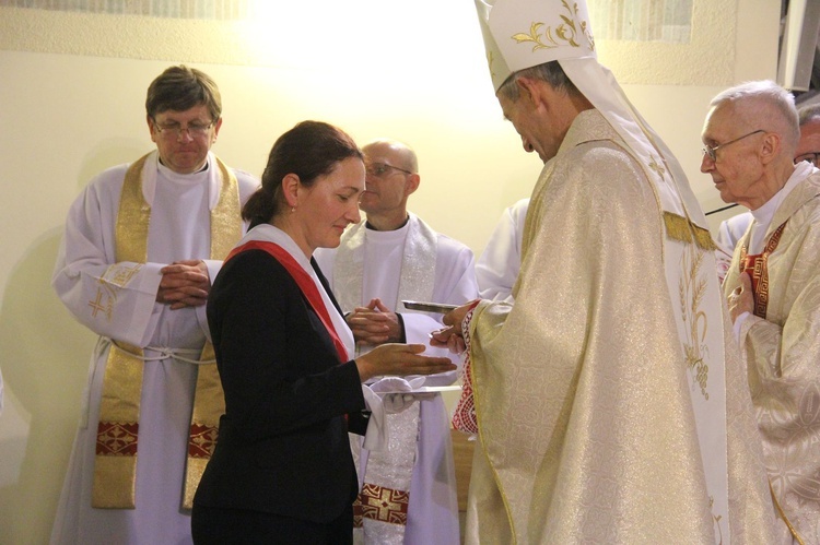 Pielgrzymka Arcybractwa Straży Honorowej NSPJ do Mikołajowic