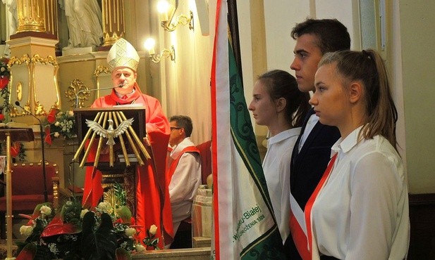 Bp Piotr Greger przewodniczył Mszy św. dla środowiska bielskiego "ogrodnika"