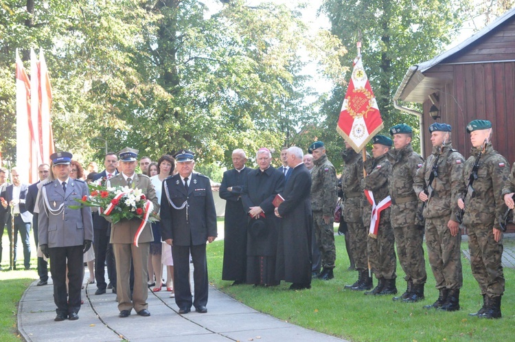 Patron szkoły w Podborzu