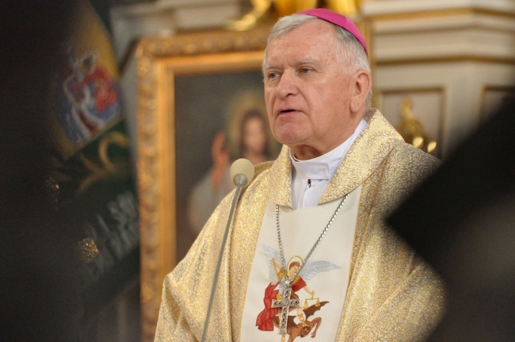 Patron szkoły w Podborzu