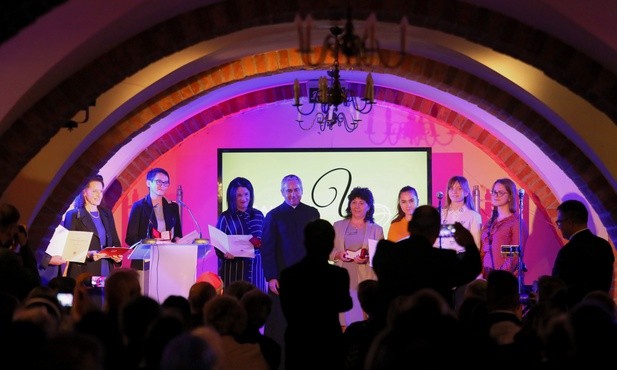 Warszawa: przyznano nagrody Ubi Caritas