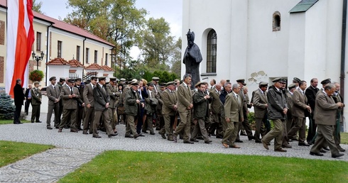 Zielone dobro narodowe pomnikiem niepodległości