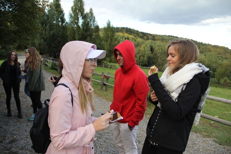 Pielgrzymka młodych z Ciężkowic na Jamną