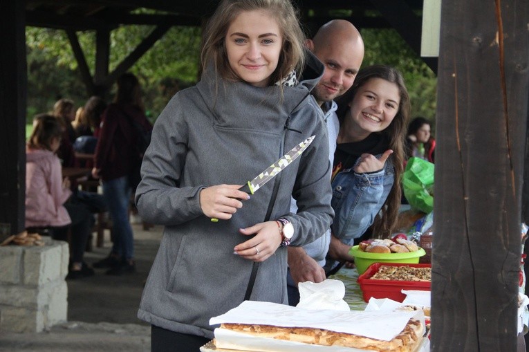 Pielgrzymka młodych z Ciężkowic na Jamną