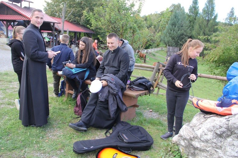 Pielgrzymka młodych z Ciężkowic na Jamną