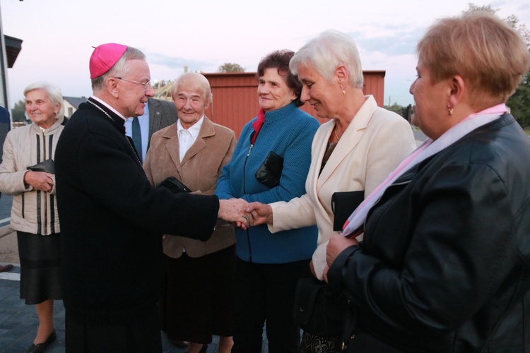 Pobłogosławienie kościoła w Gorzowie k. Chełmka