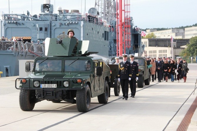 Adm. Józef Unrug powrócił do ojczyzny