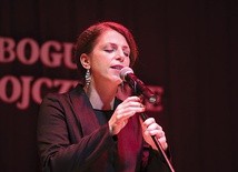 W patriotycznym spektaklu zaśpiewa Marta Gzowska-Sawicka.
