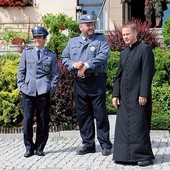 ▲	Detektyw w sutannie i serialowi policjanci.