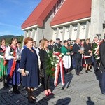 Męcina - obelisk ofiar wojen