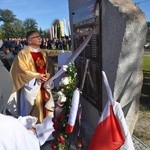 Męcina - obelisk ofiar wojen