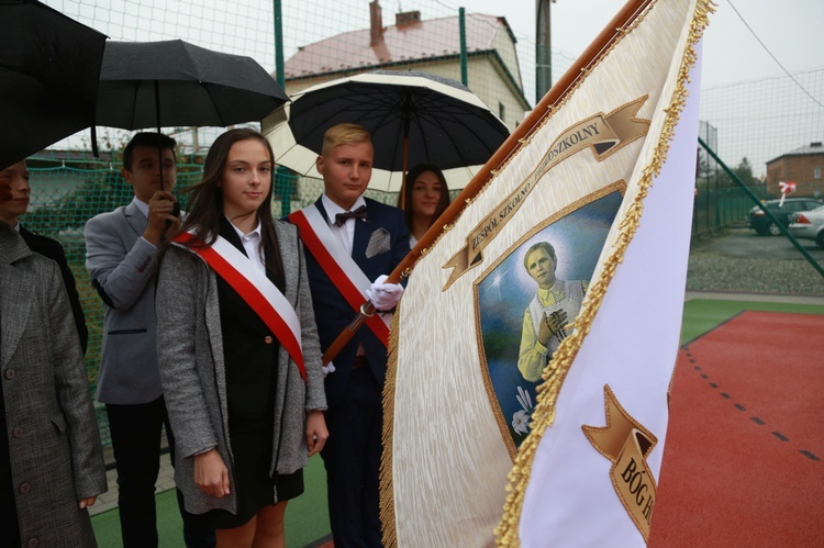 Borzęcin Dolny - nadanie imienia, otwarcie boiska