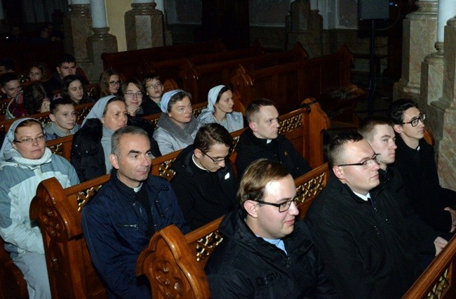 Modlitwa za synod i młodzież w Radomiu