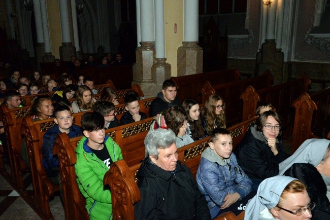 Modlitwa za synod i młodzież w Radomiu