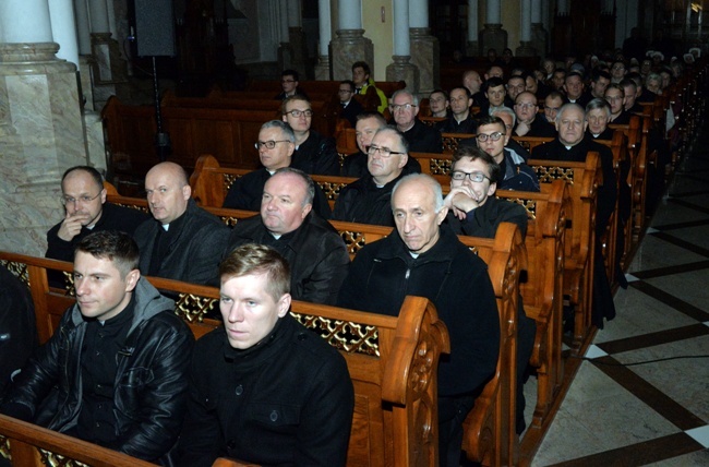 Modlitwa za synod i młodzież w Radomiu