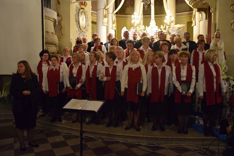 Koncert "Wolność krzyżami się mierzy" w Skierniewicach