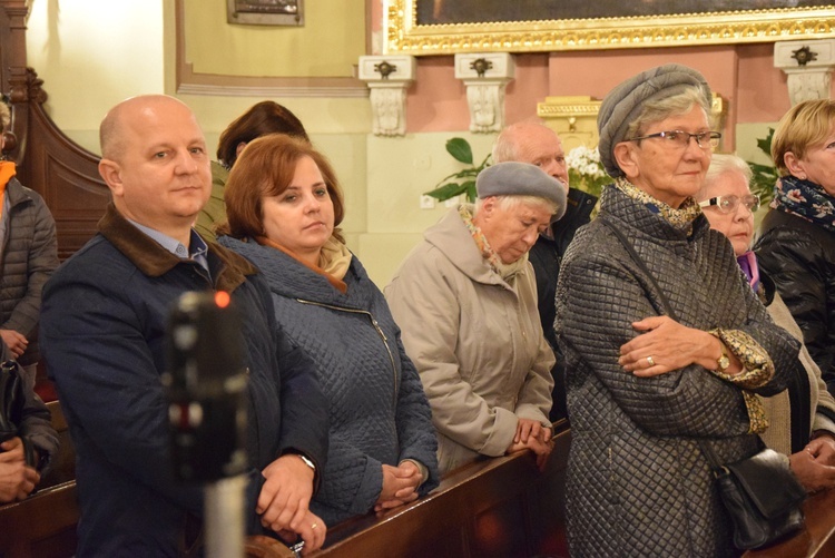 Koncert "Wolność krzyżami się mierzy" w Skierniewicach