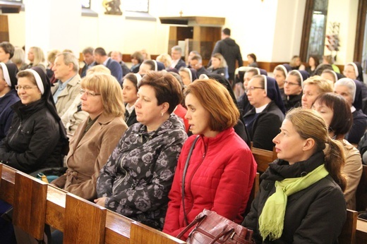 Pielgrzymka nauczycieli do tarnowskiej Fatimy