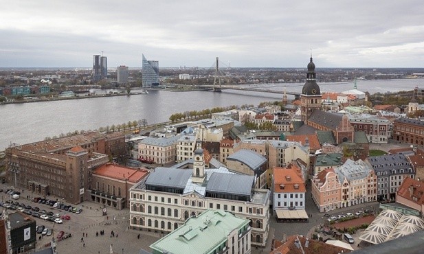 Łotysze wybierają parlament