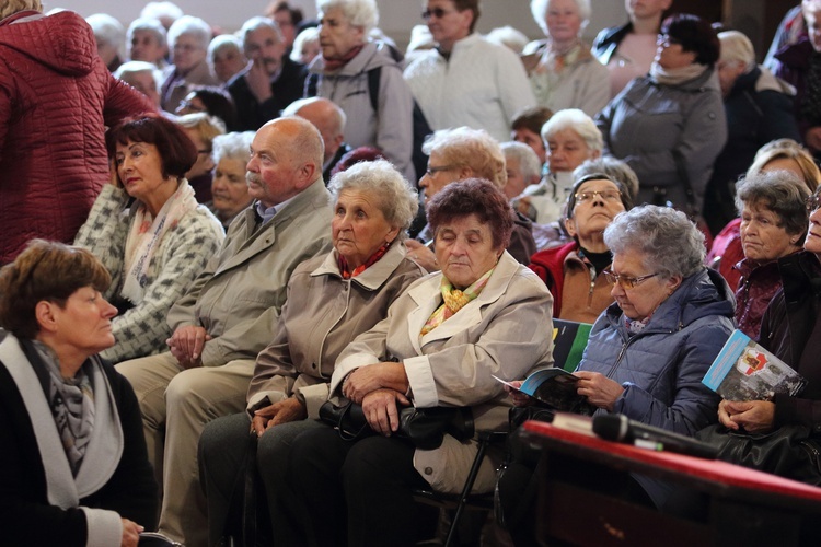 Żywy Różaniec u Matki