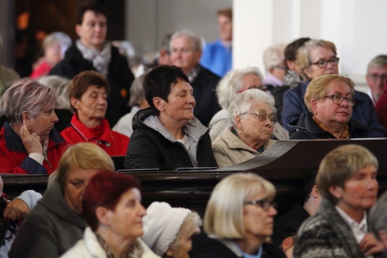 Żywy Różaniec u Matki