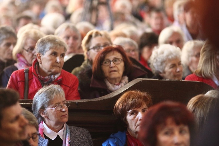 Żywy Różaniec u Matki