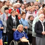 Pielgrzymka róż różańcowych do Barda Śląskiego