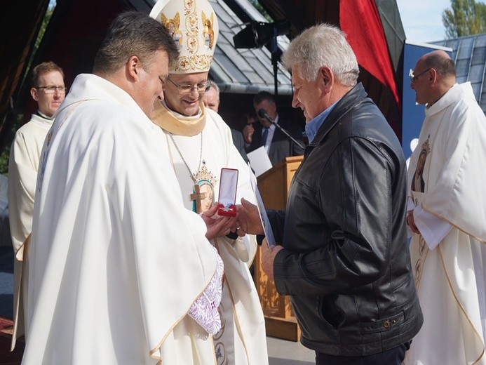 Różańcowa pielgrzymka do Rokitna