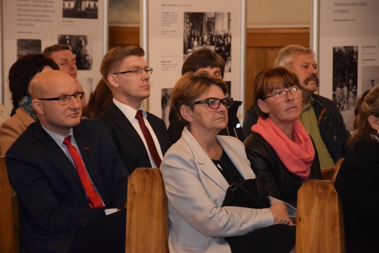 "Z dala od orkiestry" w Rzeczycy