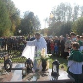 Poświęcenie pomnika dziecka utraconego