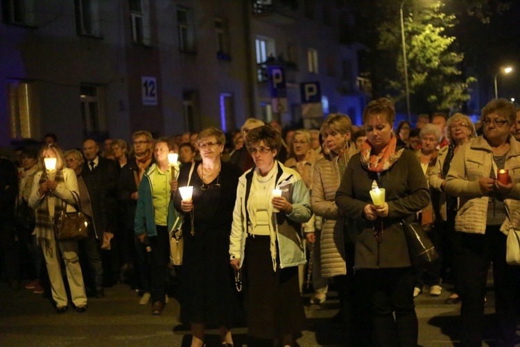 Procesja różańcowa w Tarnowie