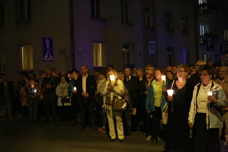 Procesja różańcowa w Tarnowie