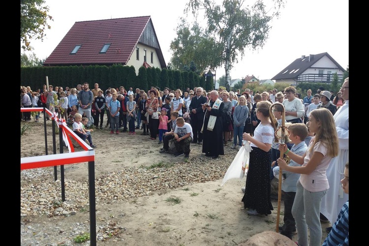 Z Chrząstawy Wielkiej do Nadolic Wielkich