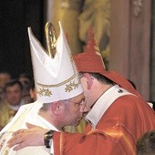 ►	Święceń biskupich ks. Arturowi Mizińskiemu udzielił abp Józef Życiński.
