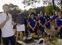 Konkurs na najlepszą potrawę z ziemniaków wygrały "SuperBabki" ze Skłobów w podradomskiej gminie Chlewiska
