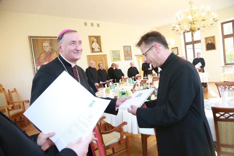 Erygowanie kapituły w Limanowej