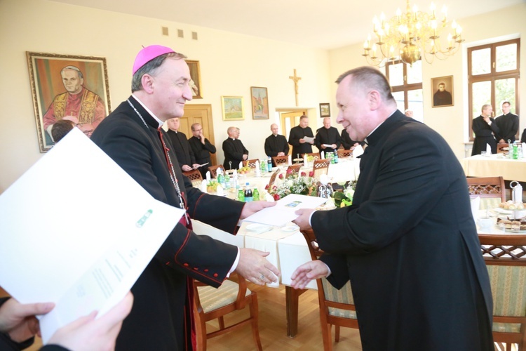 Erygowanie kapituły w Limanowej