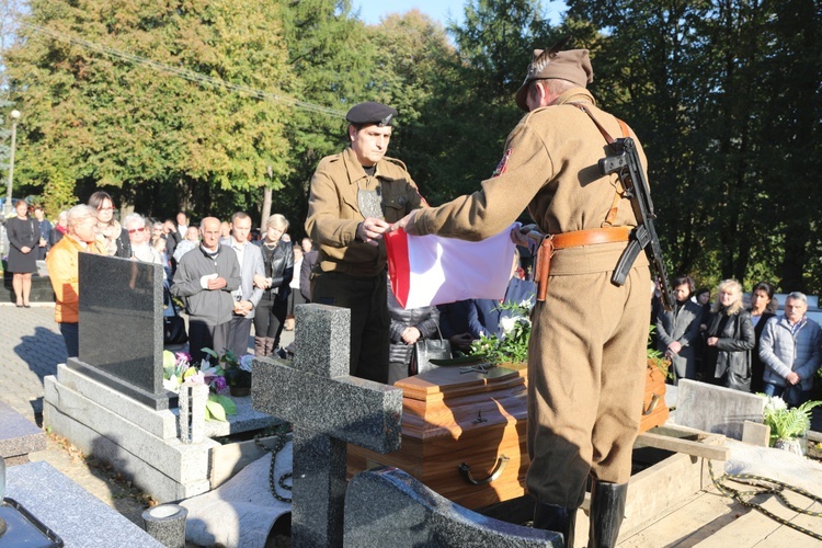 Pogrzeb śp. Moniki Prochot z Międzybrodzia Bialskiego