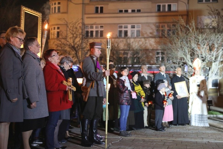 Różańcowa procesja w Czechowicach-Dziedzicach - 2018